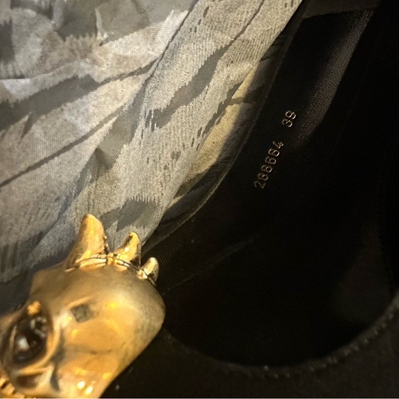 Alexander McQueen Black Suede Skull Heels - Picture 10 of 11